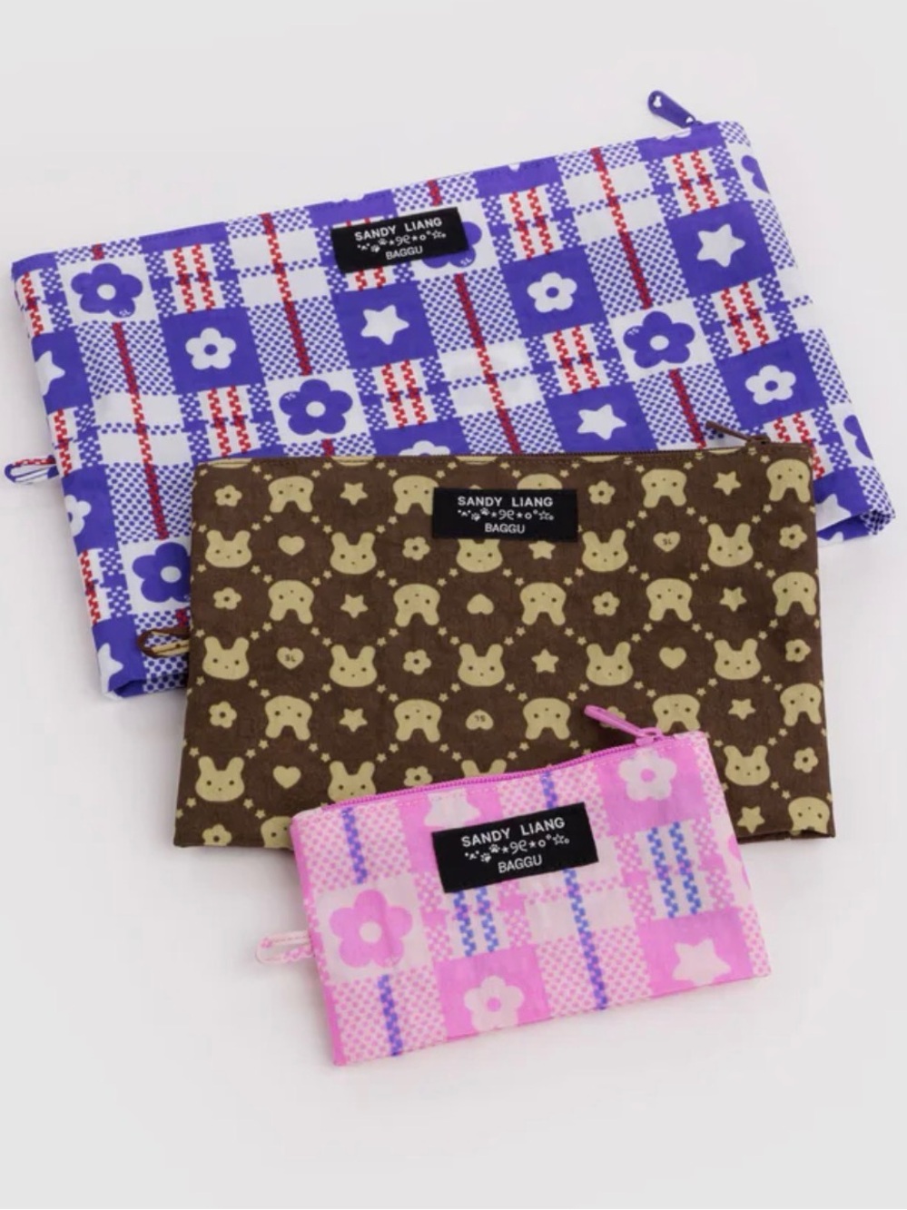 SANDY LIANG x BAGGU brand new Go Pouch only selling the blue pouch